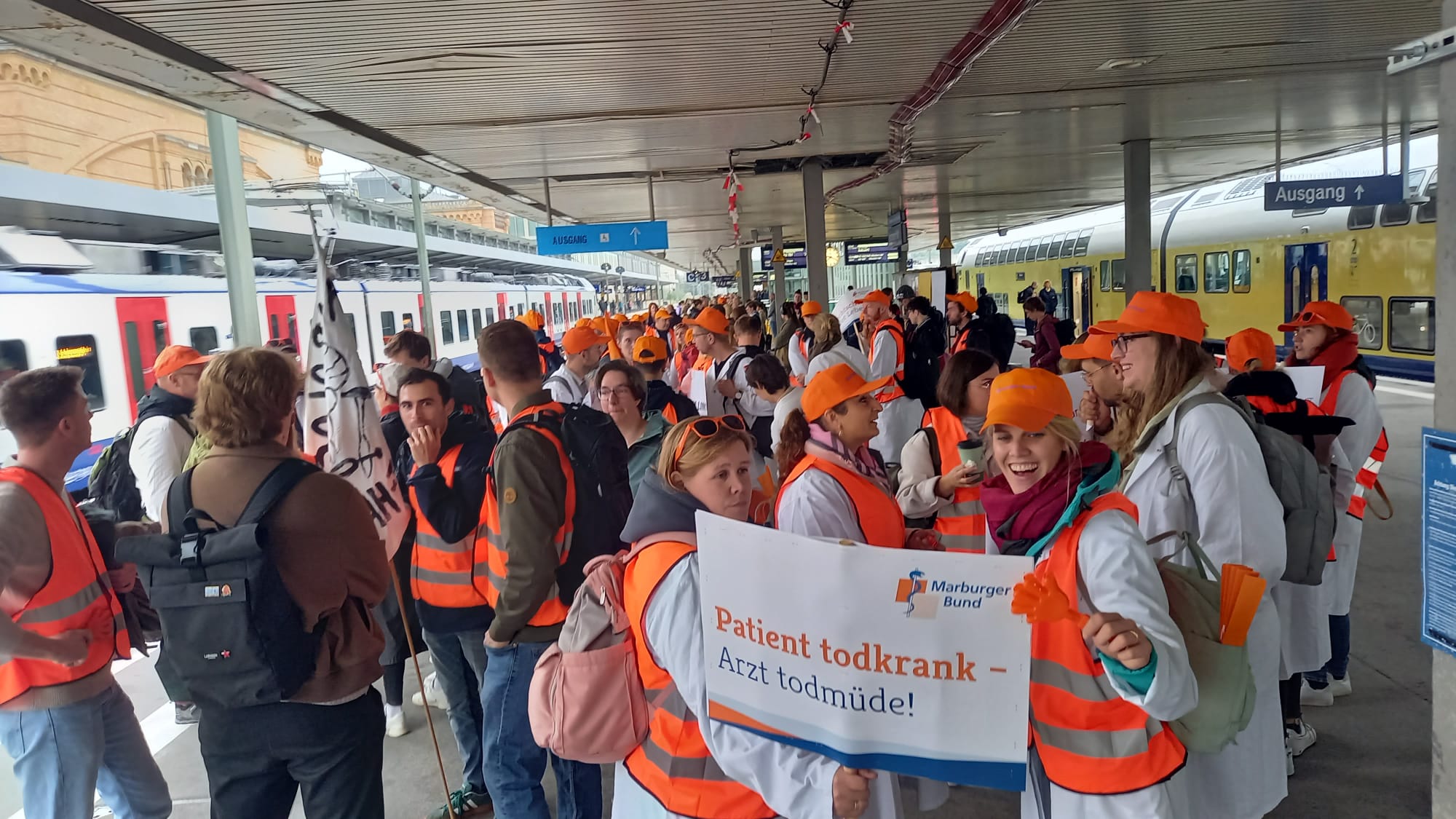 Aufbruchstimmung am Morgen in Hannover. Foto: Dierking/MB Niedersachsen