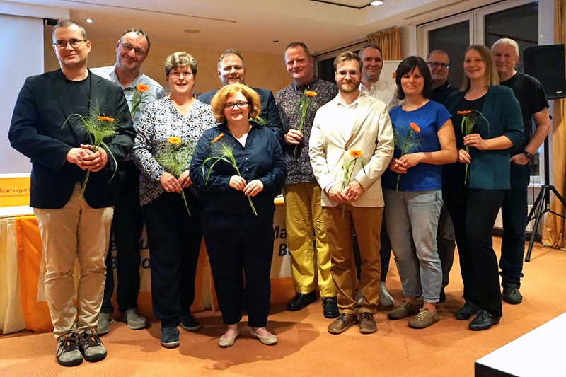 Der neu gewählte Landesvorstand des MB Sachsen. V.l.n.r.: Dr. Arndt Bigl, Dr. Matthias Liebig, Hanka Mauermann, Torsten Lippold, Dr. Sandy Zorn, Dr. Peter Schreiter, Konstantin Willkommen, Dr. Benjamin Küßner, Dr. Christin Wendt, Sven Richter, Franziska Kulling, Dr. Christian Geyer. Bild: MB Sachsen/Dolk