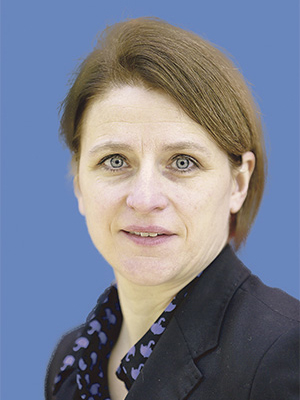 Dr. med. Anja Mitrenga-Theusinger